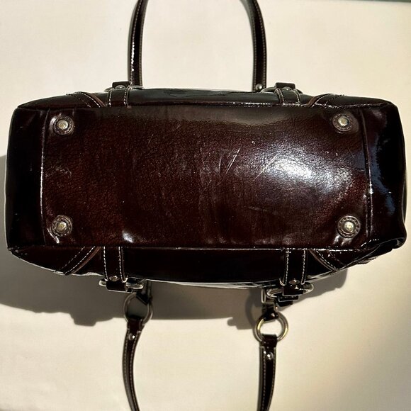 COACH East West Gallery Tote Patent Leather Brown Silver 10380 Clip Closure Tag - Picture 10 of 16